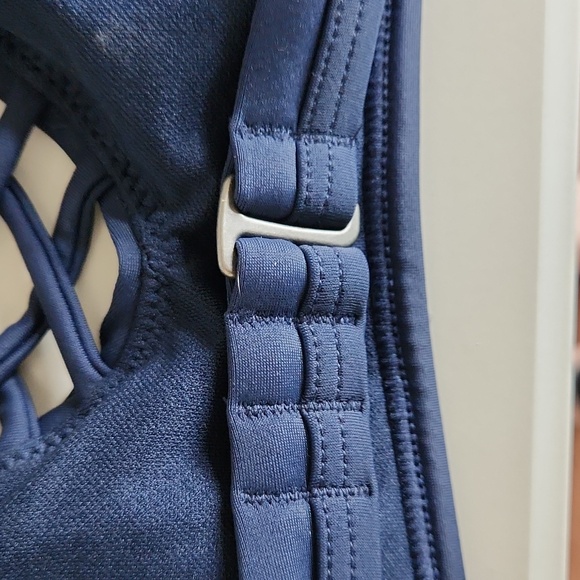 Hollister Bikini Top - Criss Cross Spaghetti strap - Picture 3 of 5